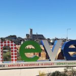 Nevers begrüßt seine Gäste in den Farben der Tour de France